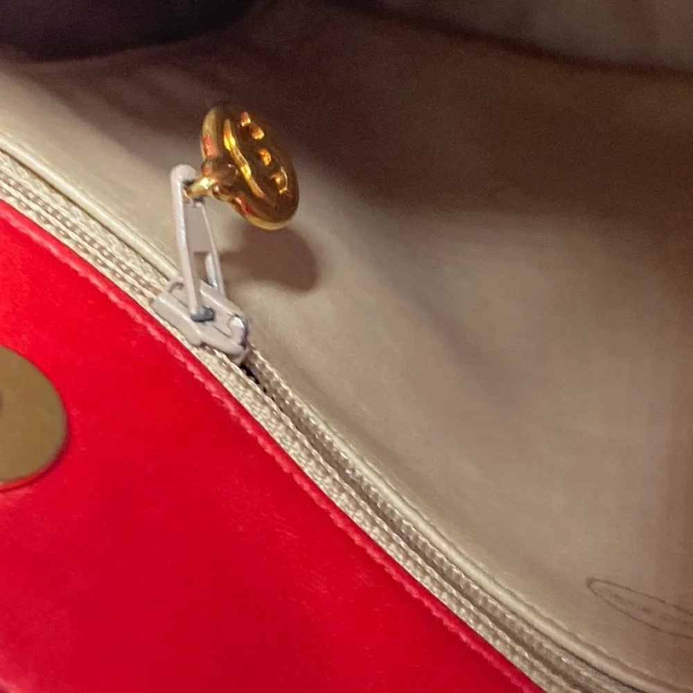 CHANEL Vintage Red Leather Shoulder Bag